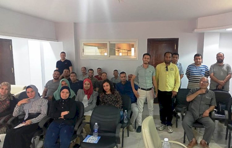 تنظيم 4 ندوات للتوعية بمخاطر الإدمان وتعاطي المواد المخدرة بشركات ومصانع سوهاج