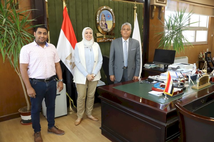 رئيس جامعة جنوب الوادي يستقبل نائب مدير برنامج منح الجامعات الحكومية