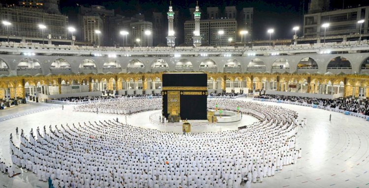 خطبة يوم عرفة بـ٢٠ لغة عالمية