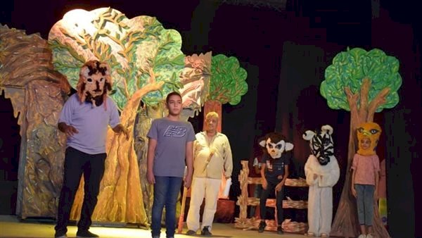 ثقافة المنيا تواصل عروض مسرحية "طق طق ابن الغابة" ضمن مسرح الطفل