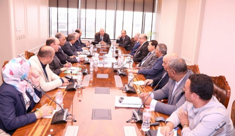 وزير الزراعة يبحث مع رئيس جامعة حلوان التعاون في مجال البحوث العلمية الزراعية التطبيقية