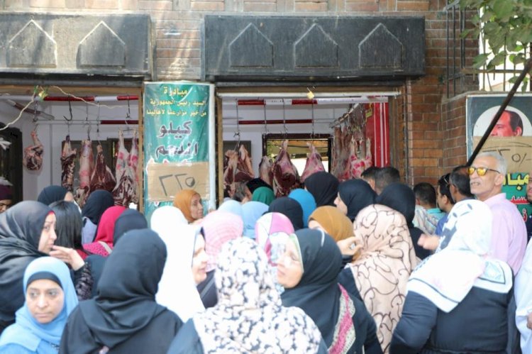 زيارة مفاجئة لوزير الزراعة لمنافذ الوزارة لتوفير السلع باسعار مخفضة استعدادا لعيد الاضحي المبارك