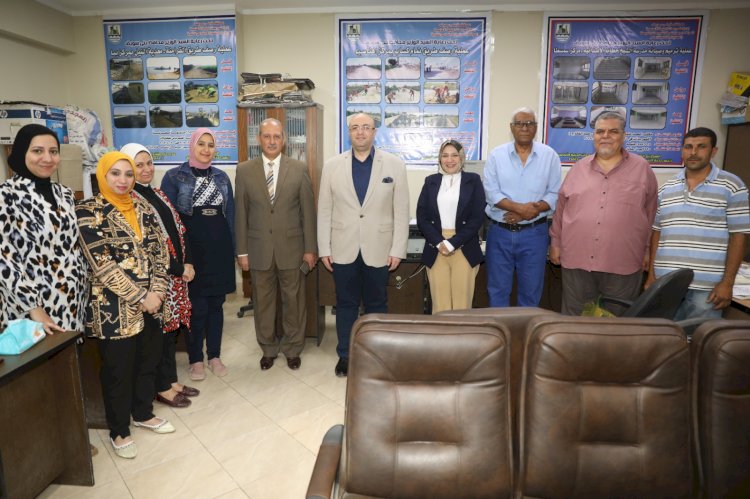 محافظ بنى سويف يُهنئ العاملين بإدارات ومكاتب الديوان العام بمناسبة عيد الأضحى المبارك