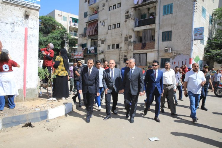 بالصور جولة علي ارض الواقع لتفقد تطوير وتجميل سوق ناصر القديم بسوهاج