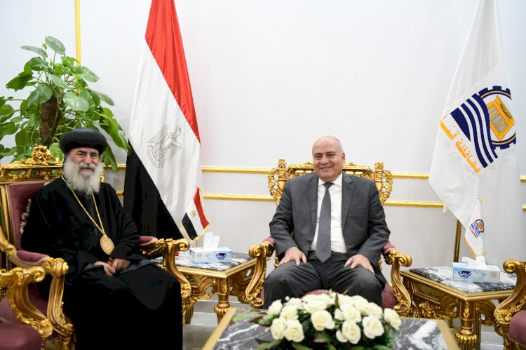 مطران قوص ونقادة يهني محافظ قنا بمناسبة عيد الأضحى المبارك 