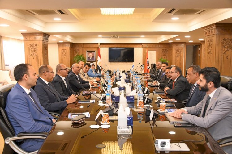 تحالف المقاولون العرب و مدكور يوقعان اتفاقية تعاون لتنفيذ أعمال البنية التحتية بمدينة أبو قير الجديدة بقيمة 6 مليار جنيه