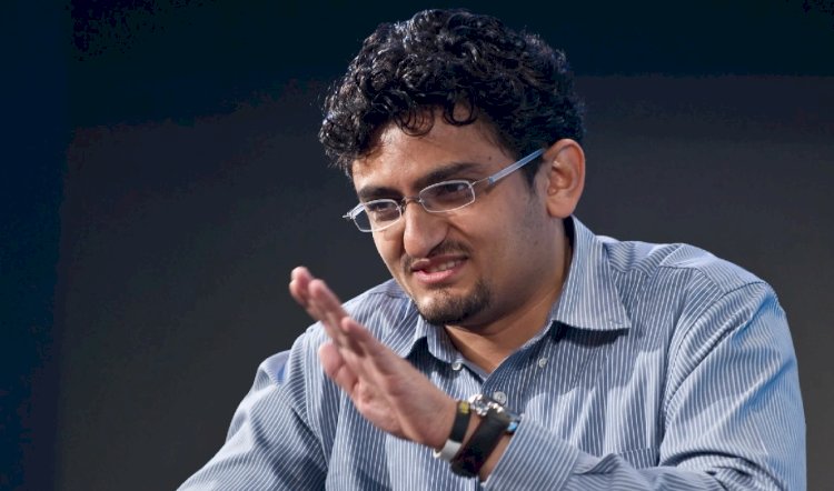 وائل غنيم يعترف بأخطائه ويعود للدين بعد 10 سنوات
