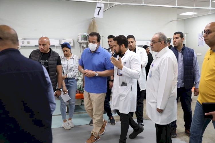 في زيارة ميدانية مفاجئة...  وزير الصحة يتفقد مستشفى معهد ناصر لمتابعة انتظام الفرق الصحية وتذليل أي عقبات قد تعيق منظومة العمل