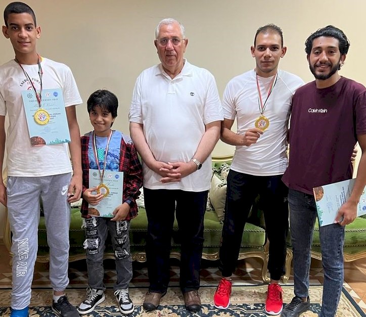 خلال تواجده بقريته بناابوصير: القصير يشارك في تكريم أبناء قريته الفائزين بالبطولة العربية في الكيك بوكسينج بالاردن