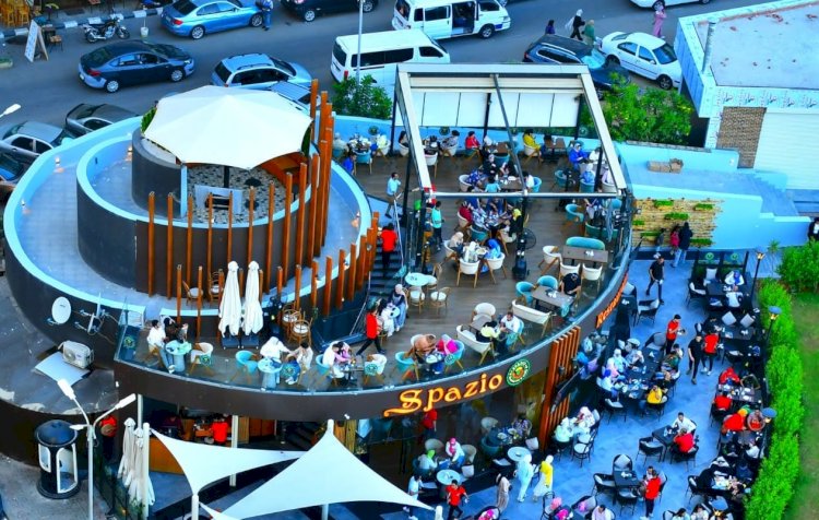 بالصور:ساحة مصر و الممشى السياحي يستقبلان بالمواطنين من أبناء بورسعيد وزوارها.