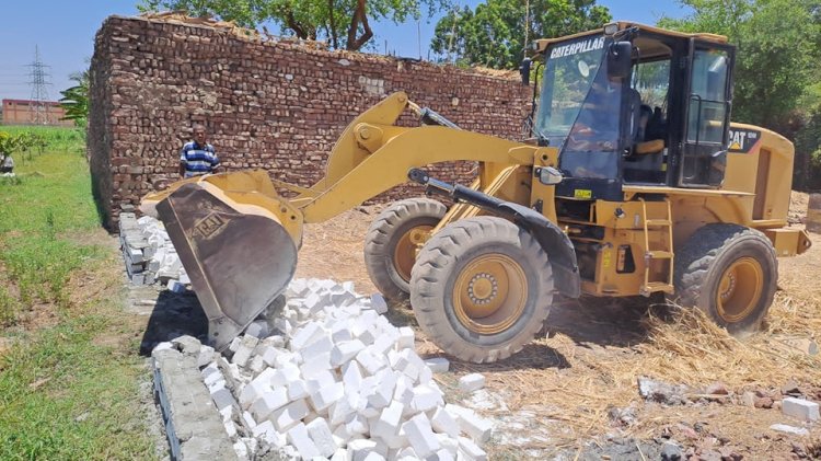 حملات الإزالة في الأقصر مستمرة