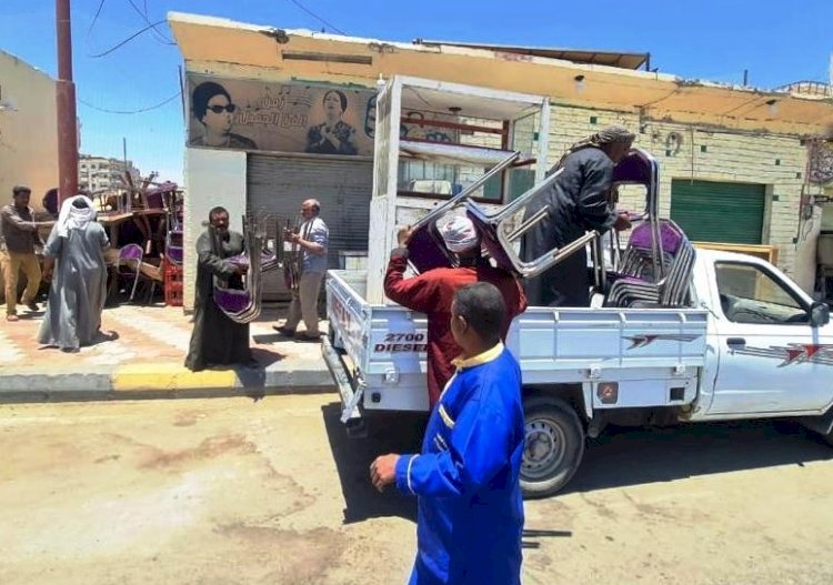 نشاط مكثف لمحافظة اسوان .. ازالات وعمال نظافة ومحاضر للمخالفين