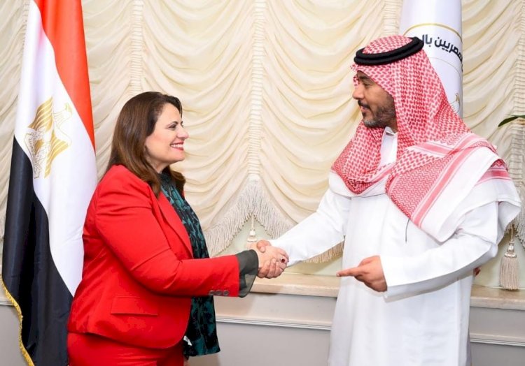 حقوق وواجبات السيدات العاملات بالسعودية