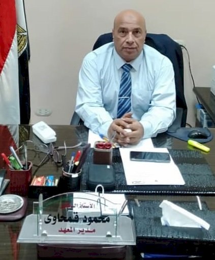 معهد امراض النباتات تابع كل ما يتعلق بالحالات المرضية في الزراعة