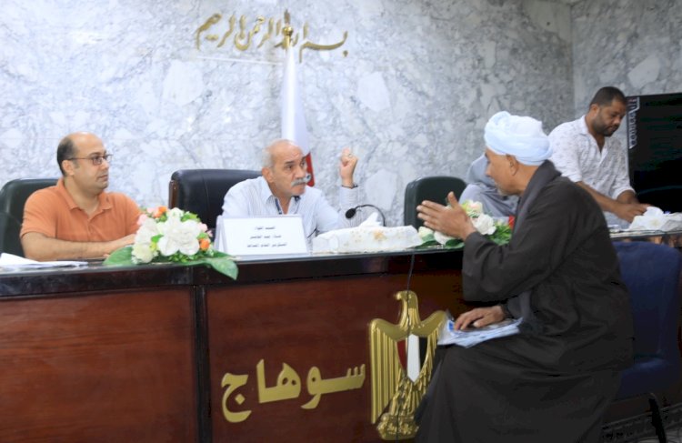 الفقي ناقش طلبات المواطنين في اللقاء الجماهيرى