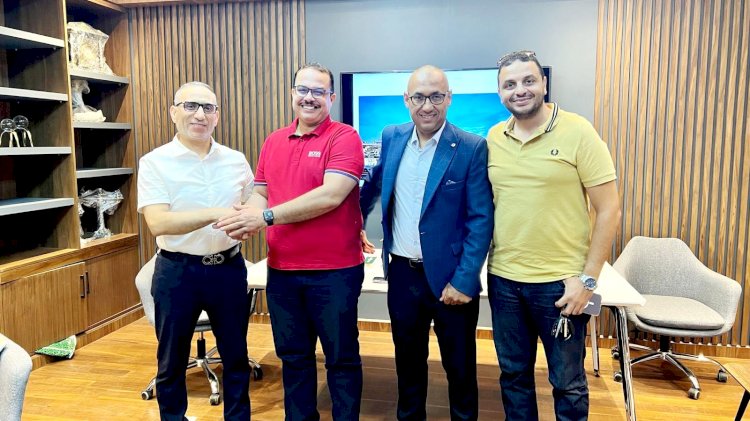 كاربت لاند توقع عقد فرع جديد مع شركة فاليوز في مول ذا ماركت