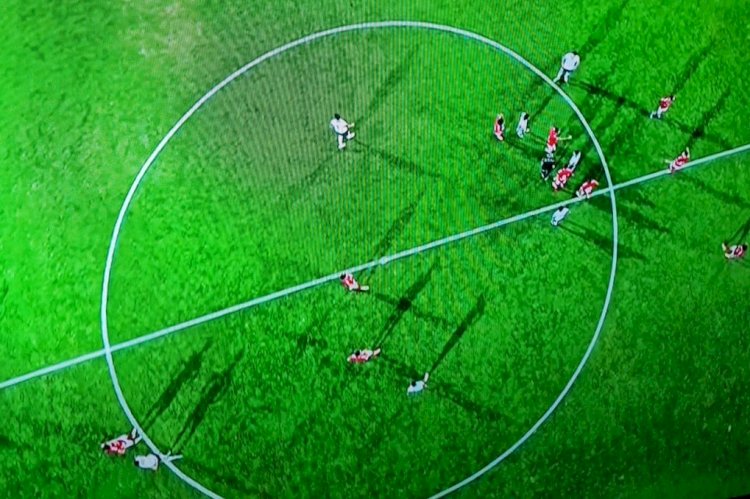 الأهلي يستحوز والنتيجة صفر صفر بعد مرور نصف ساعة