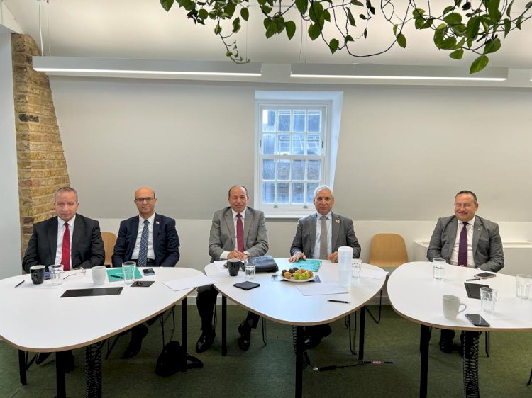 فرحات:الاطلاع على التجربة البريطانية في مجال التوظيف والتطوير المهني بمؤسسات التعليم العالي