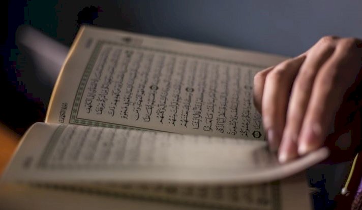 مذكرة احتجاج قطرية لسفير السويد بعد الاعتداء على نسخة من القرآن