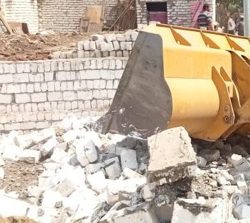 هاني غنيم: إزالة 280 حالة  ضمن  المرحلة الثالثة من  أعمال الموجة الـ 21 لحملات إزالة التعديات