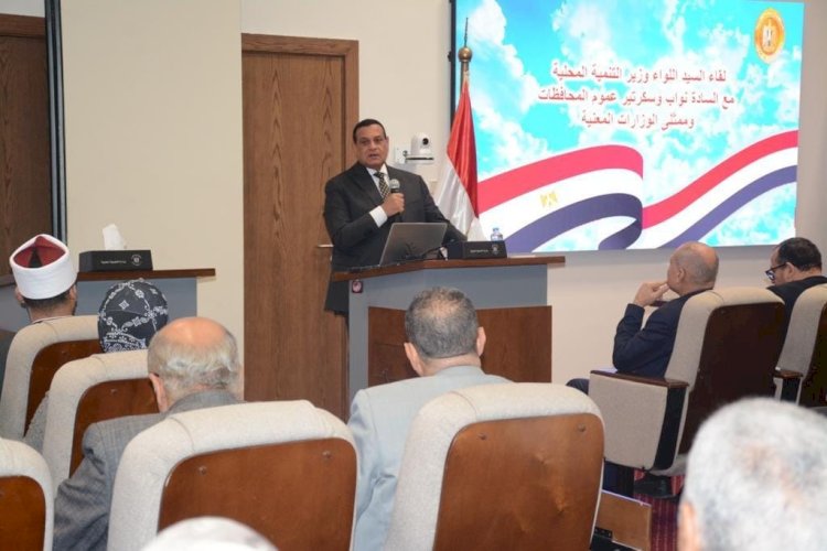 وزيرالتنمية المحلية:خطة مكثفة لترشيد الكهرباء علي مستوي الجمهورية