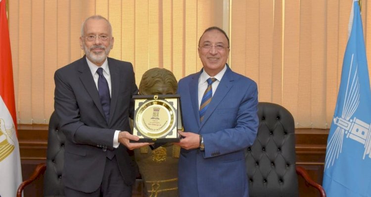 الشريف يستقبل سفير اليونان لبحث التعاون السياحي مع الاسكندرية