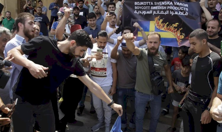 رعب أمني في السويد منذ حرق نسخ من المصحف الشريف