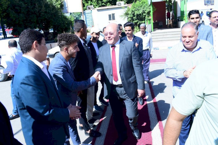طلاب من أجل مصر بجامعة سوهاج يهنئون النعمان بمنصبه الجديد