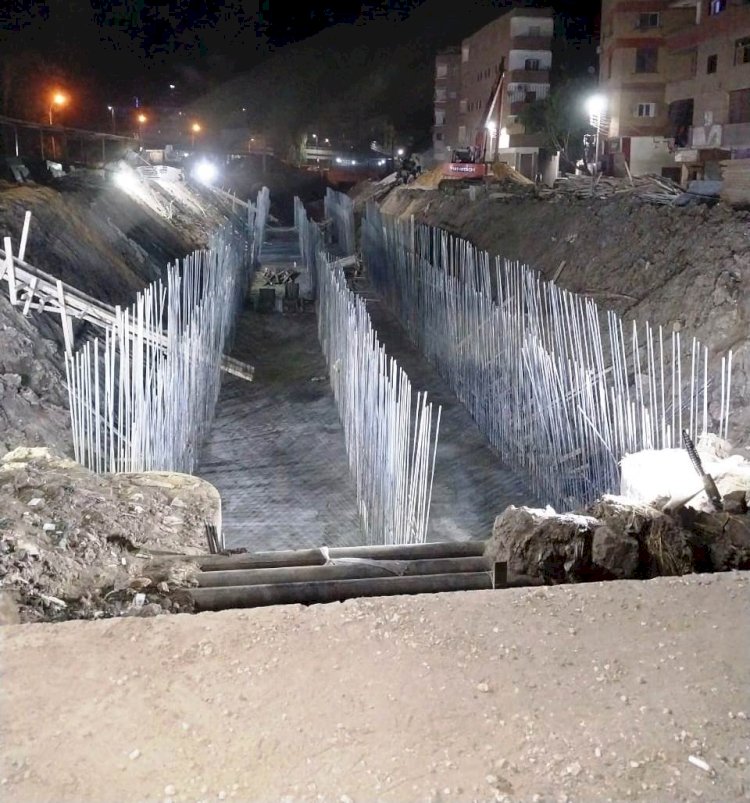 محافظ سوهاج/ البدء في أعمال تغطية ترعة قلفاو بسوهاج