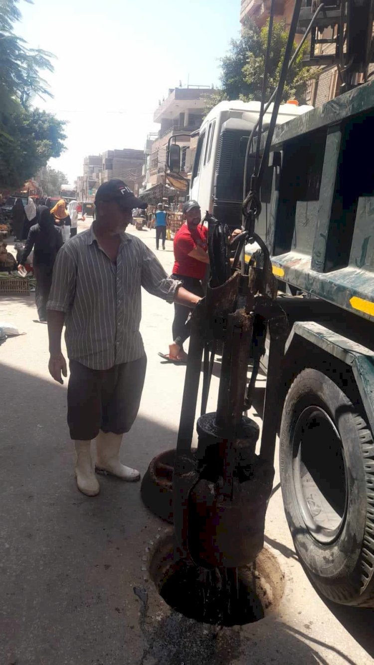 حملات دورية لصيانة وتطهير شبكات مياه الشرب والصرف الصحي بالمنيا