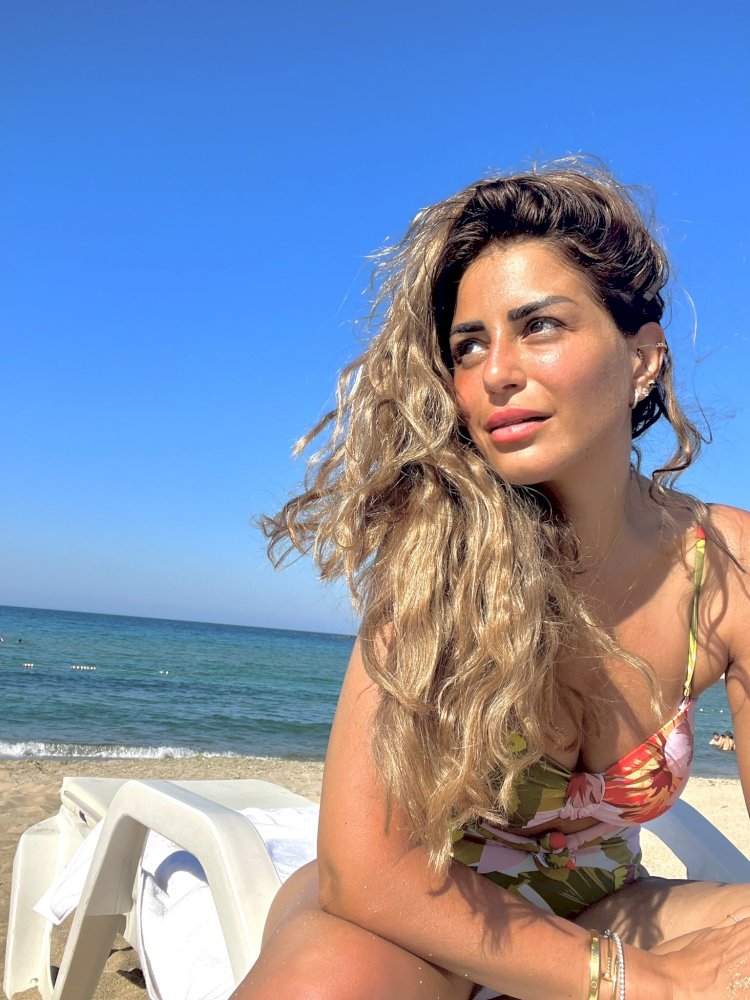 بالصور أحدث اطلالات منه فضالي من اسطنبول في شهر اغسطس