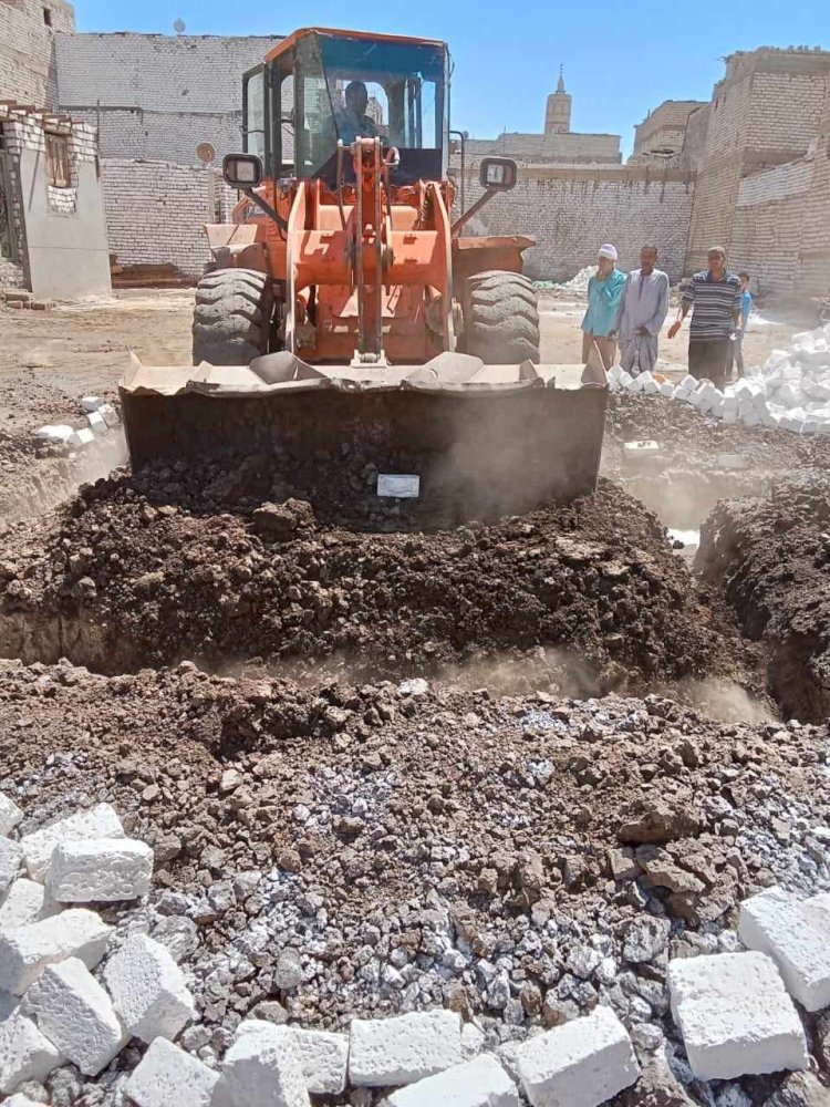 إزالة 73 حالة تعد على أراض زراعية وأملاك دولة في 5 مراكز بالمنيا