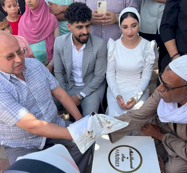 ألف مليارمبروك عبد الحميد وعزة