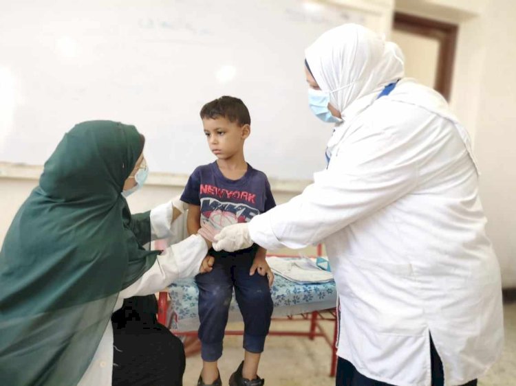 الكشف علي ١٤٨١ حالة ضمن حياة كريمة بالمنيا