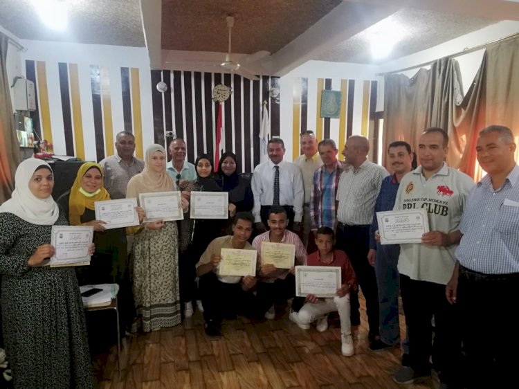 تعليم أبوتشت يكرم الفائزين في مسابقات التربية الاجتماعية