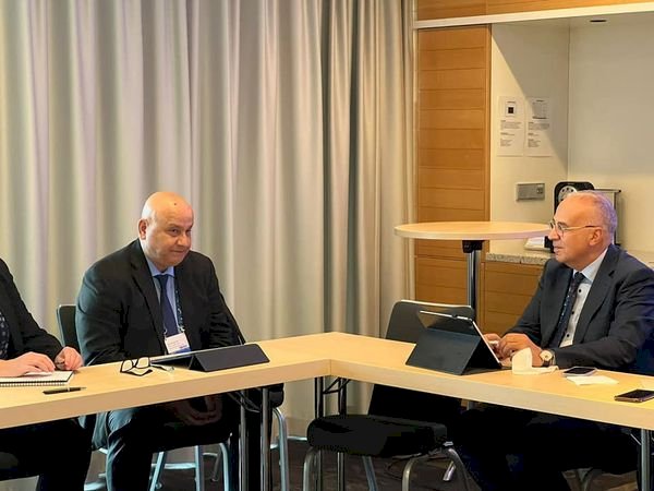 مناقشة الموقف التنفيذي لمكون الماء والغذاء أحد مكونات برنامج نوفى