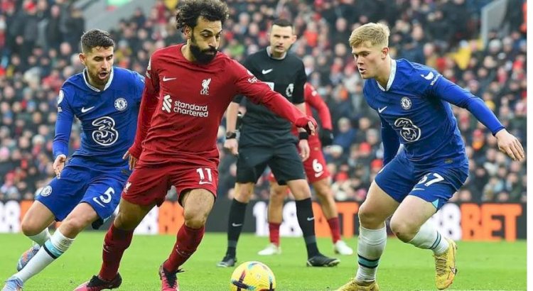 نيوكاسل يونايتد يستضيف ليفربول على ملعبه اليوم فى مواجهة صعبة