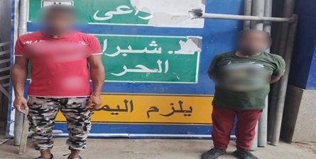 ضبط شخصين تخصص سرقة لوحات ارشادية بالجيزة