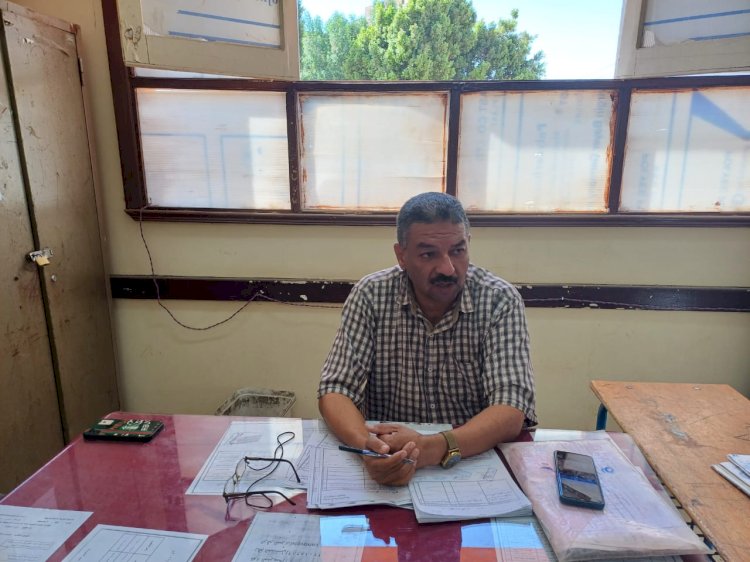 عفت وزيري يتابع استعدادات العام الدراسي الجديد بمدرسة أبوتشت الإعدادية المشتركة