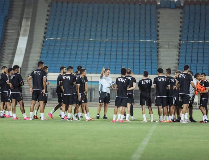 منتخب مصر يختتم تدريباته استعدادًا لمواجهة تونس وديًا غدًا