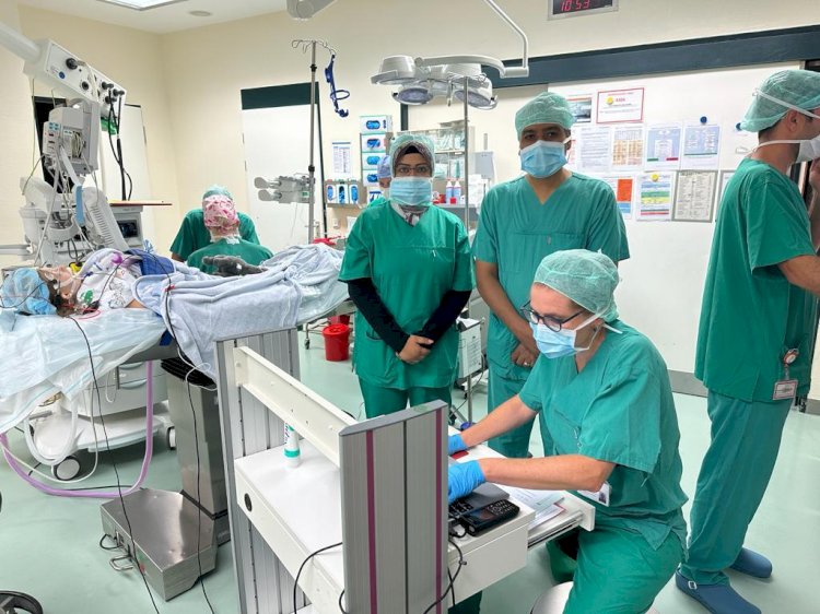 برنامج تدريبي لاطباء جامعة سوهاج بمستشفي أفنجليش بالمانيا