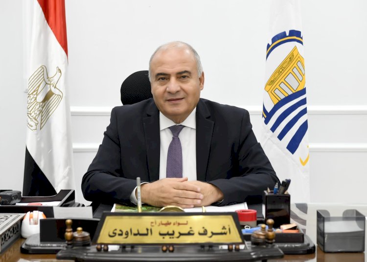 محافظ قنا يعلن عن تنظيم معرض أهلا مدارس بقوص 