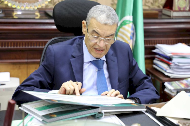 محافظ المنيا يشدد على الانتهاء من مراجعة أعمال الصيانة والإصلاحات بمدارس المحافظة