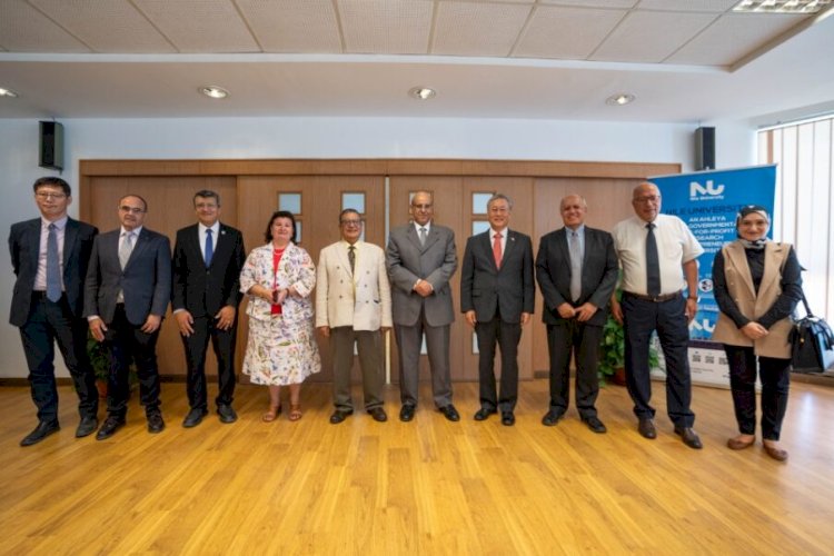 سفير كوريا الجنوبية في جامعة النيل الأهلية لبحث أوجه التعاون والتبادل الطلابى