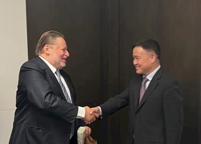 محافظ المركزي يلتقي نظيره الصيني لتعزيز التعاون الاقتصادي