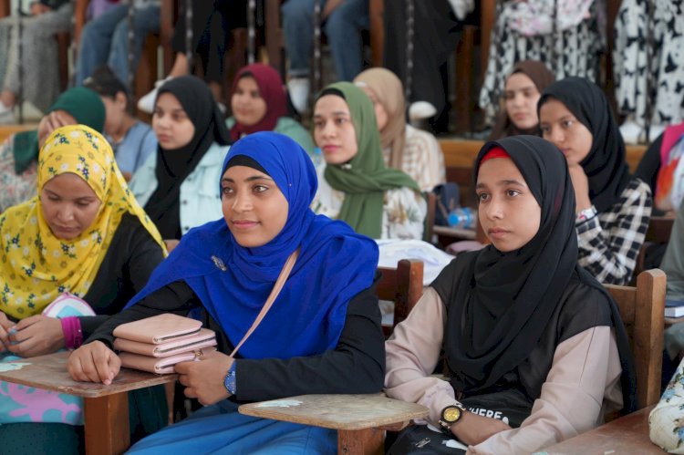 انتظام المحاضرات في اليوم الاول بجامعة سوهاج