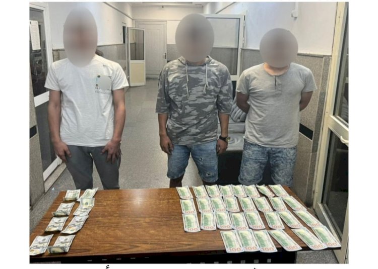 عملات اجنبية مزورة بالقاهرة