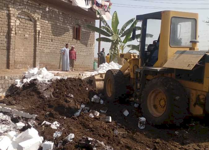 إحالة مالك أرض بالمنيا للنيابة العامة حاول البناء خلسة على أراض زراعية