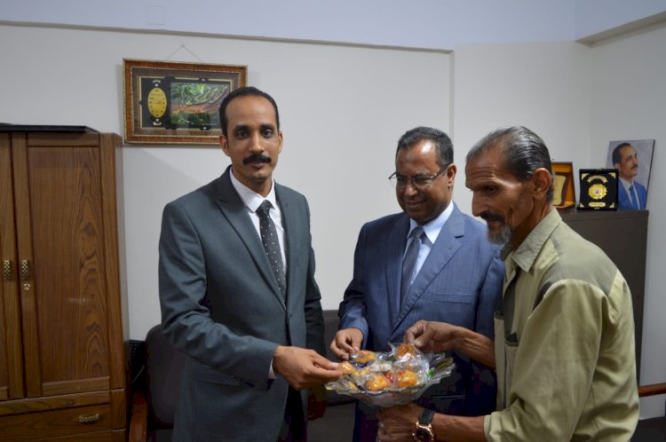 جولة لعميد حقوق جنوب الوادي في الكلية