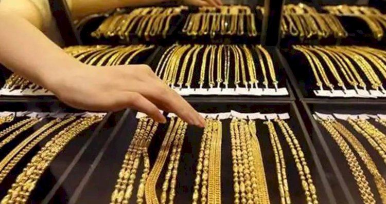 القبض علي سيدة استولت علي اموال السوهاجيين لتشغيلها في الذهب